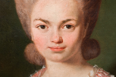 Ecole fran&ccedil;aise: Portrait de Mademoiselle de Mirabelle, huile sur toile, 18&egrave;me
