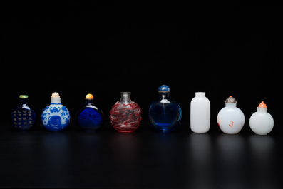 Eight Chinese glass snuff bottles, 19/20th C.