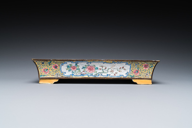 A rectangular Chinese yellow-ground Canton enamel jardini&egrave;re, Yongzheng