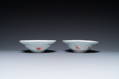 Twee Chinese famille rose scheerkommen, Yongzheng