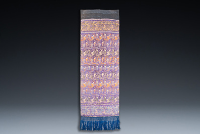 Cinq broderies de soie, Chine, 19&egrave;me