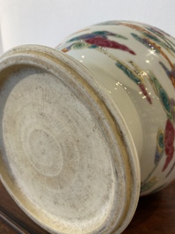 A Chinese famille rose Yongzheng-style vase, 20th C.