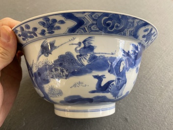 Een Chinese blauw-witte 'klapmuts' kom, Kangxi merk en periode