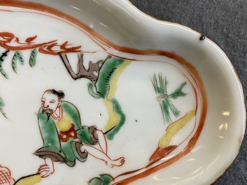 Een paar Chinese vierlobbige wucai ko-sometsuke 'mukozuke' schotels voor de Japanse markt, Tianqi