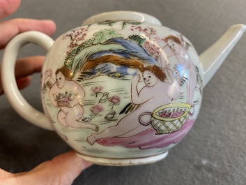 Een Chinese famille rose 'Vier elementen' theepot met deksel, Qianlong