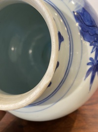 Een Chinese blauw-witte dekselvaas met vogels bij bloesemtakken, Transitie periode