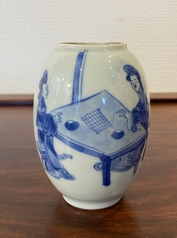 Een Chinese blauw-witte theebus, Kangxi