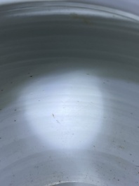 Een paar Chinese blauw-witte vazen, Kangxi