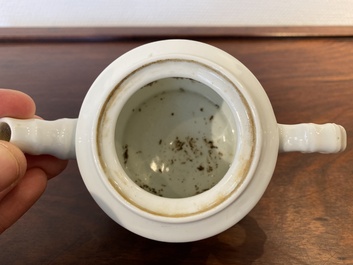 A Chinese 'calligraphy' teapot and cover, Jiangxi Porcelain Company, 20th C.