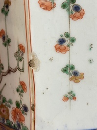 Een paar Chinese hexagonale famille verte theebussen, Kangxi