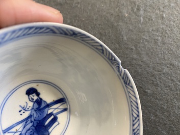 Zes Chinese blauw-witte schotels en vijf koppen, Qi Yu Tang Zhi 奇玉堂製 merk, Kangxi