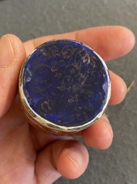 Een paar Chinese hexagonale famille verte theebussen, Kangxi