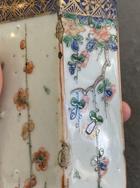Een paar Chinese hexagonale famille verte theebussen, Kangxi