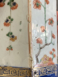 Een paar Chinese hexagonale famille verte theebussen, Kangxi