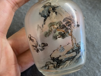 Five Chinese inside-painted glass snuff bottles and one in Canton or Beijing enamel, 19/20th C.