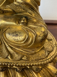 Een Chinese vergulde bronzen Boeddha Shakyamuni, wellicht Ming