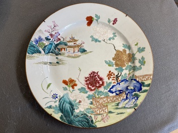 Twee Chinese famille rose schotels, Qianlong