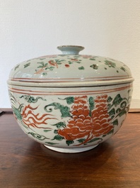 Een Chinese wucai dekselkom met feniksen, Transitie periode