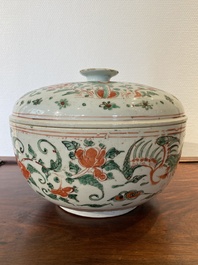 Een Chinese wucai dekselkom met feniksen, Transitie periode