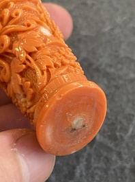 A fine Chinese red coral 'chrysanthemum' snuff bottle, 19/20th C.