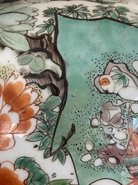 Paire de vases en porcelaine de Chine famille verte &agrave; d&eacute;cor de faisans, Kangxi
