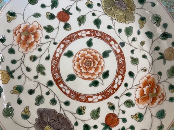 Een paar Chinese famille verte borden, Kangxi