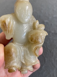 A Chinese jade sculpture of a boy, 18/19th C.
