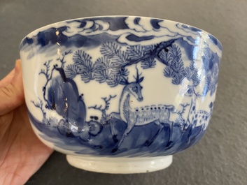 Een Chinese blauw-witte 'Bleu de Hue' kom voor de Vietnamese markt, Nhuroc Tham Tran Tang merk, 19e eeuw
