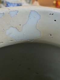 Paire de vases en porcelaine de Chine famille verte &agrave; d&eacute;cor de faisans, Kangxi