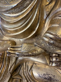 Een Chinese vergulde bronzen Boeddha Shakyamuni, wellicht Ming