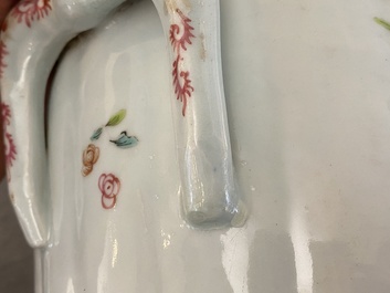 Een paar Chinese famille rose wijnkoelers, Qianlong
