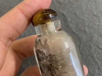 Five Chinese inside-painted glass snuff bottles and one in Canton or Beijing enamel, 19/20th C.