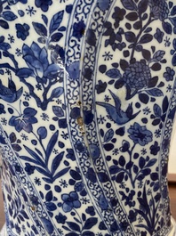 A Chinese blue and white vase and cover, Kangxi