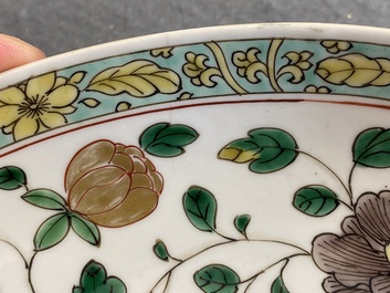 Een paar Chinese famille verte borden, Kangxi