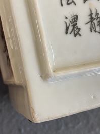 Twee Chinese penselenbekers in qianjiang cai en famille rose porselein, 19/20e eeuw