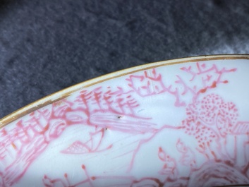 Deux assiettes en porcelaine de Chine famille rose &agrave; d&eacute;cor de pies et de pivoines aux bords en bianco-sopra-bianco, Yongzheng