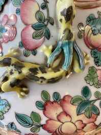 A Chinese famille rose vase with phoenix-shaped handles, 19th C.