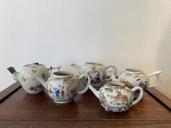 Cinq th&eacute;i&egrave;res en porcelaine de Chine famille rose, Yongzheng/Qianlong