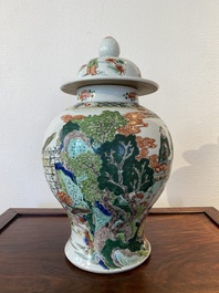 Een Chinese famille verte dekselvaas, 19e eeuw