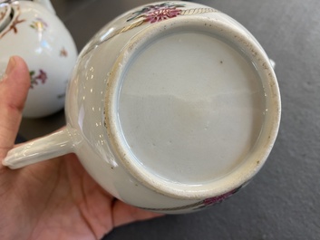 Cinq th&eacute;i&egrave;res en porcelaine de Chine famille rose, Yongzheng/Qianlong