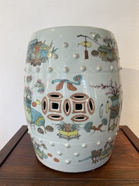 A Chinese qianjiang cai garden seat with antiquities in the style of Xu Pinheng 許品衡, 19th C.