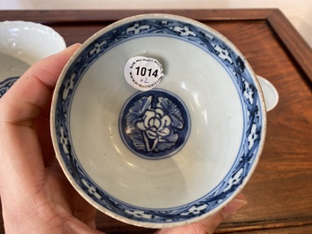 Drie Chinese blauw-witte kommen, Ming