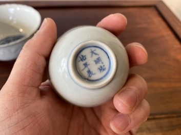 Drie Chinese blauw-witte kommen, Ming