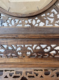 A Chinese wooden table screen with a qianjiang cai plaque, signed Wang Yeting 汪野亭, dated 1924