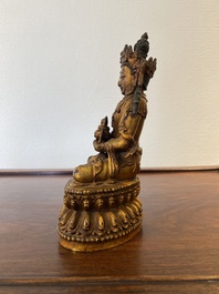 Statuette de Bouddha Amitayus en bronze laqu&eacute; et dor&eacute;, Chine, marque et &eacute;poque de Yongle 大明永樂年施