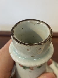 A Dutch-decorated Japanese Arita bottle with Kakiemon-style decoration, Edo, 17/18th C.