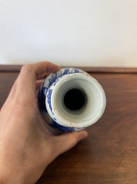 A Chinese blue and white double gourd vase with a scholar and two students, Transitional period