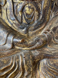 Un Arhat en bois dor&eacute; et laqu&eacute;, Chine, Ming