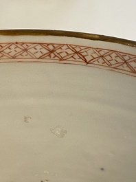 Een paar Chinese famille rose 'Pompadour' wijnkoelers, Qianlong