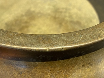 A Chinese bronze censer, Xuande mark, 17/18th C.